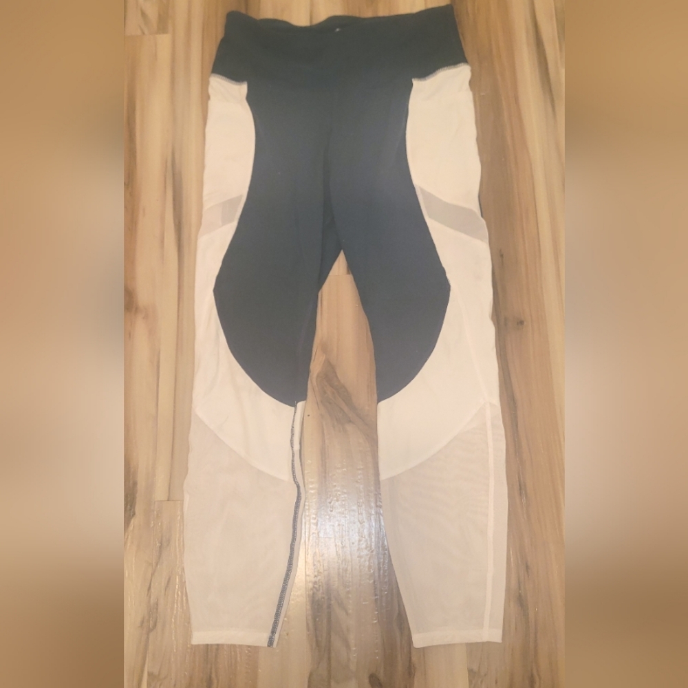 Avia Green and White Leggings